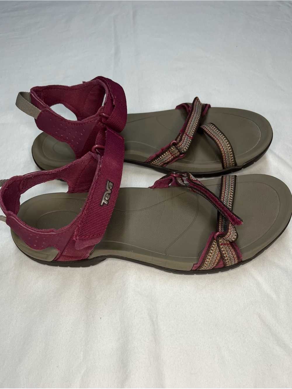 Teva Women's Oneway Sandals Burgundy - Picture 5 of 10